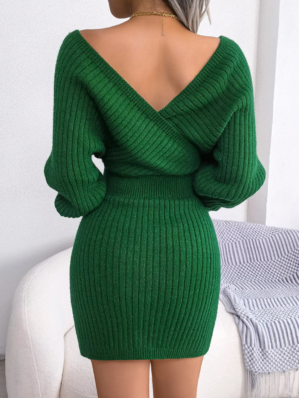 2024 Autumn/Winter Women's Sexy Cross V-neck Bat Skirt Bag Hip Dress Fashion Purple Long Sleeve Elegant Women's Woolen Dress